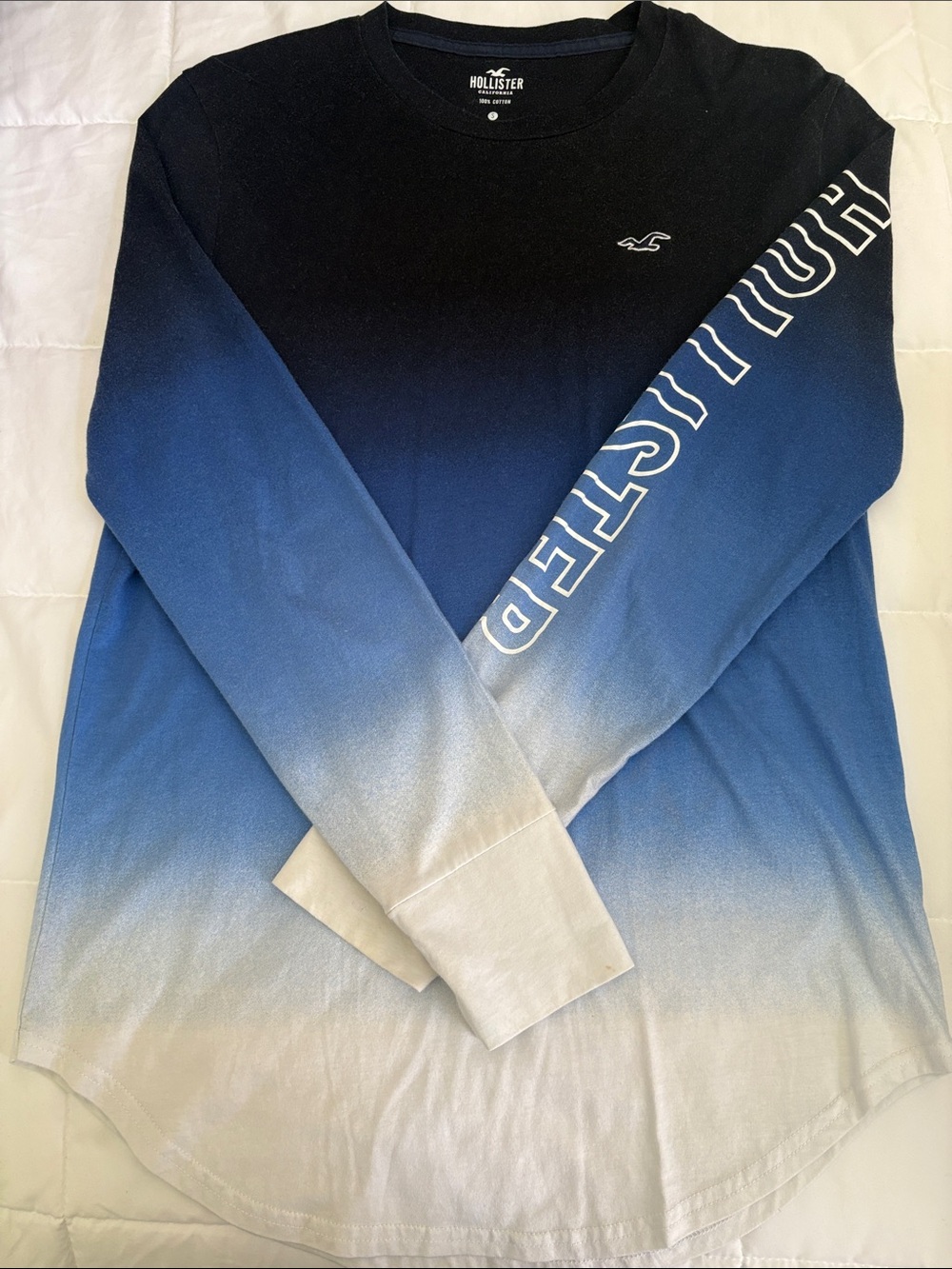 Hollister Black to Blue to White Ombre Long Sleeve Tee S